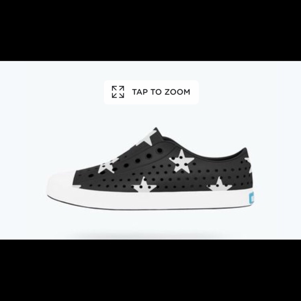 NWT Native Jefferson print star shoes size 9